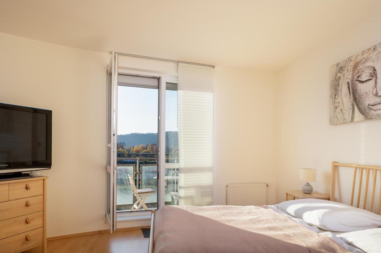 Sunny Apartment In Modrany By Prague Days 외부 사진